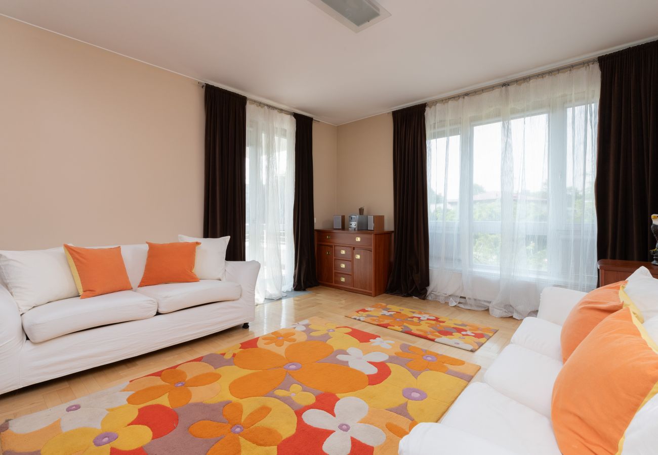 Apartament w Gdynia - Orłowo Park 14 | 3 Sypialnie | Przy Plaży | Parking | Taras |  Ogród Zimowy