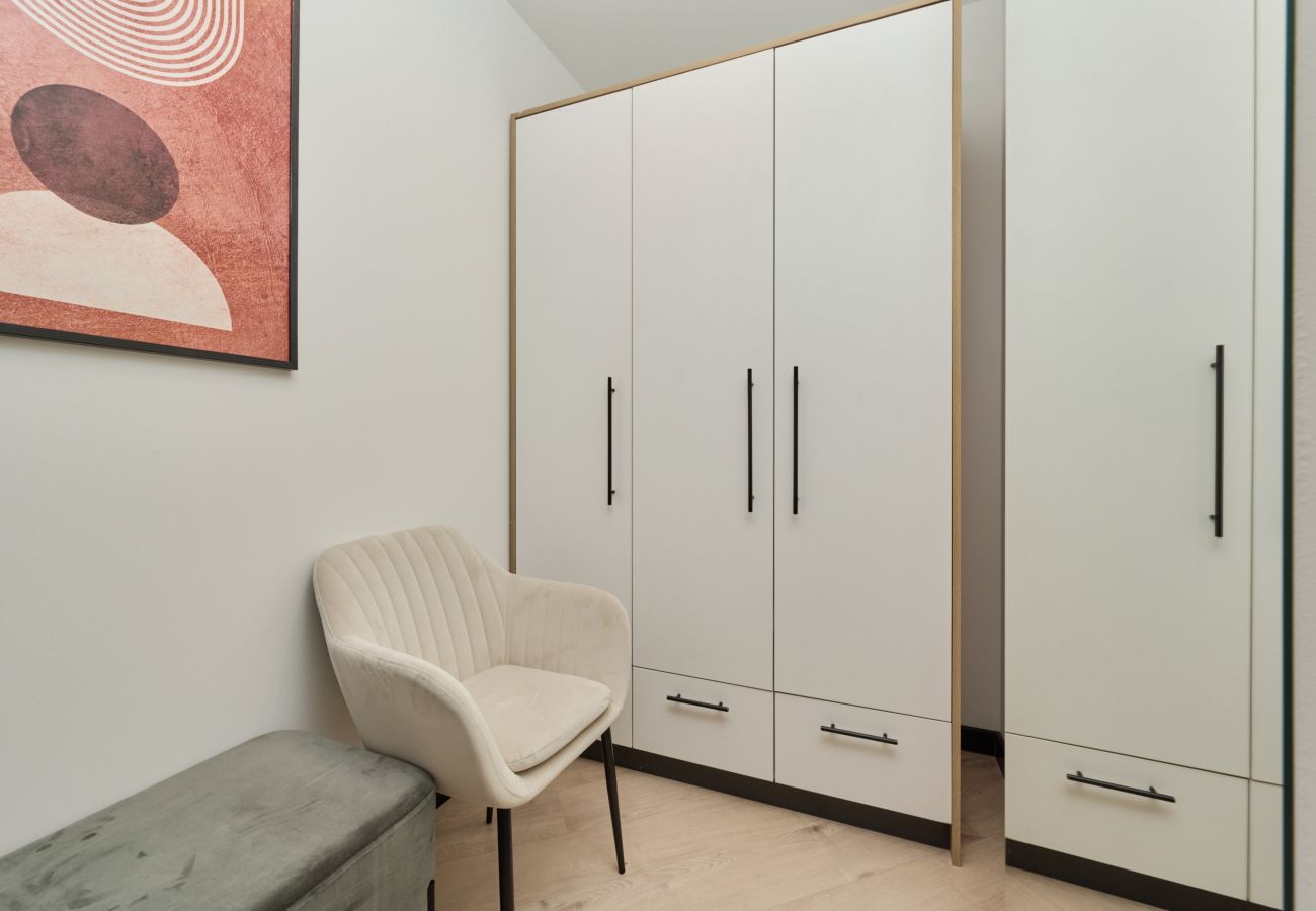 Apartament w Wrocław - Apartament z klimatyzacją Dyrekcyjna Wrocław