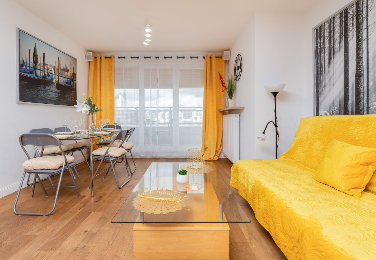 Apartament w Gdynia - Przestronny apartament rodzinny dla 8 osób | Z parkingiem | Gdynia