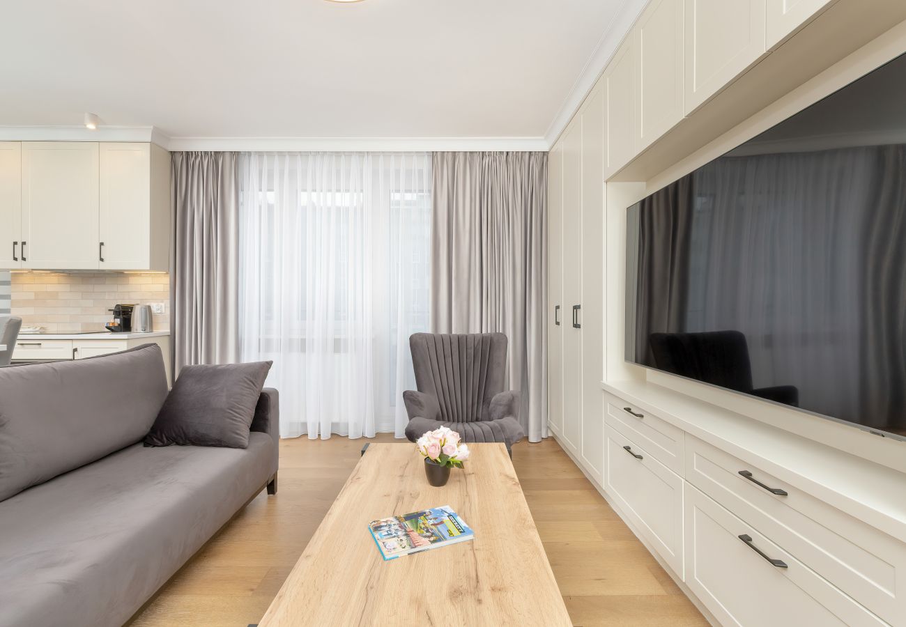 Apartament w Gdynia - Świętojańska 12 | Duży Apartament | Dwa Balkony | Praca Zdalna | Parking | Centrum Gdyni