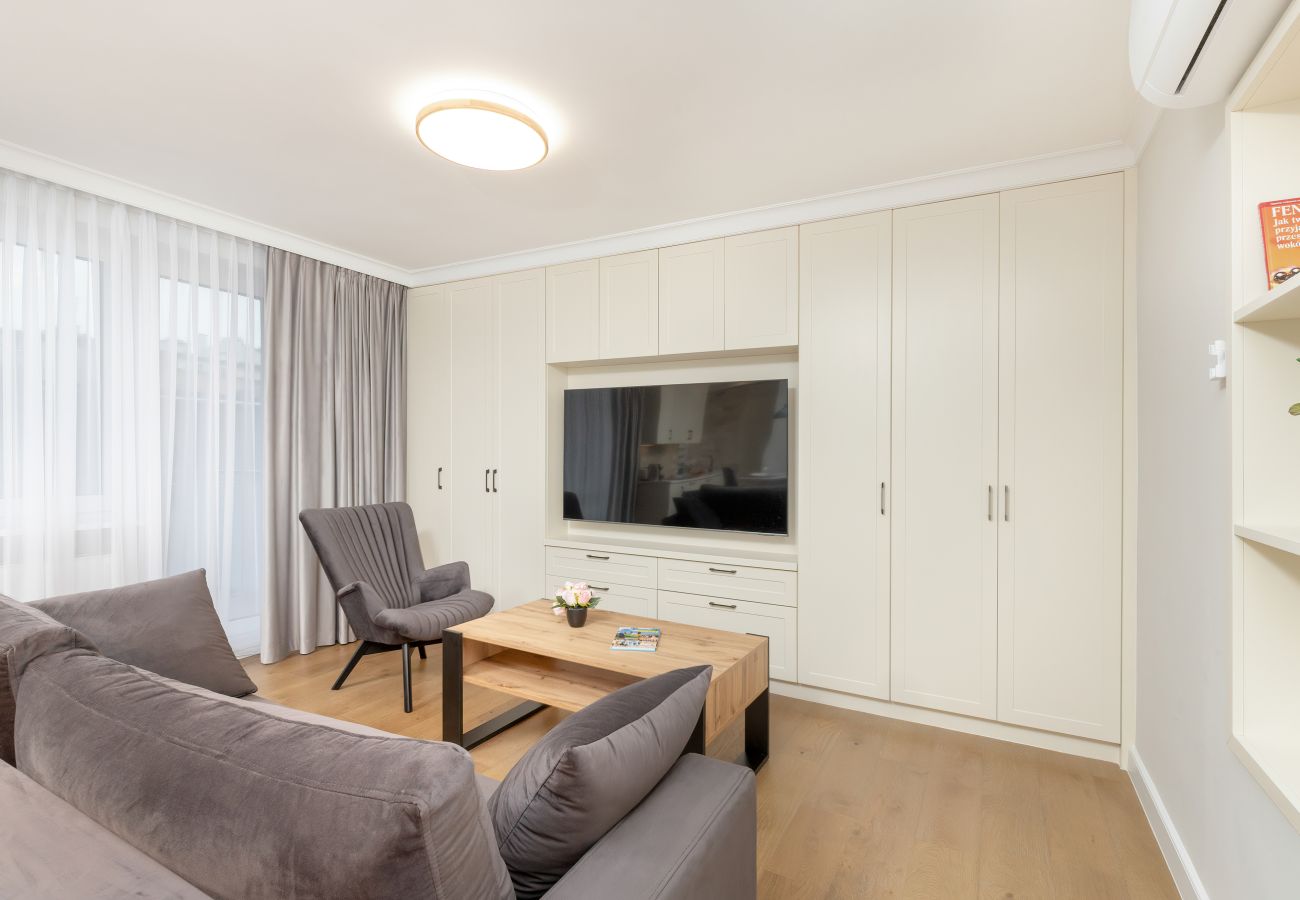 Apartament w Gdynia - Świętojańska 12 | Duży Apartament | Dwa Balkony | Praca Zdalna | Parking | Centrum Gdyni