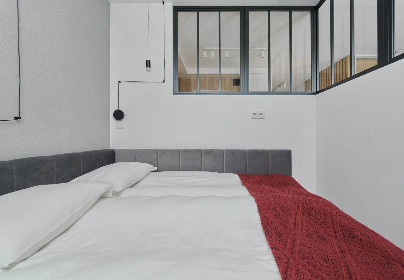 Studio w Wrocław - Wrocław | Jedności Narodowej 248 | Balkon | Parking