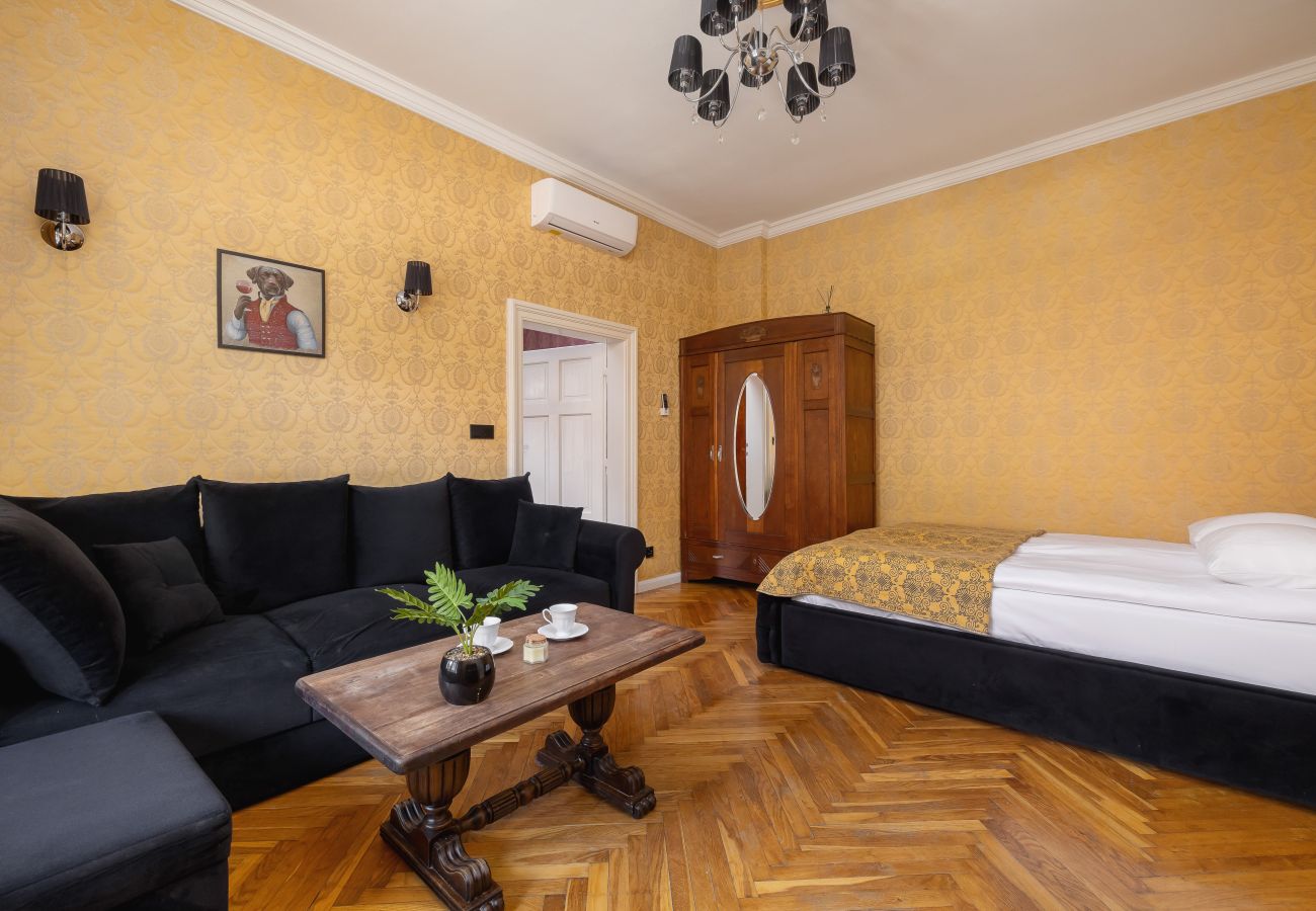 Apartament w Kraków - Elegancki apartament z dwoma sypialniami w sercu Krakowa | Klimatyzacja | Praca zdalna