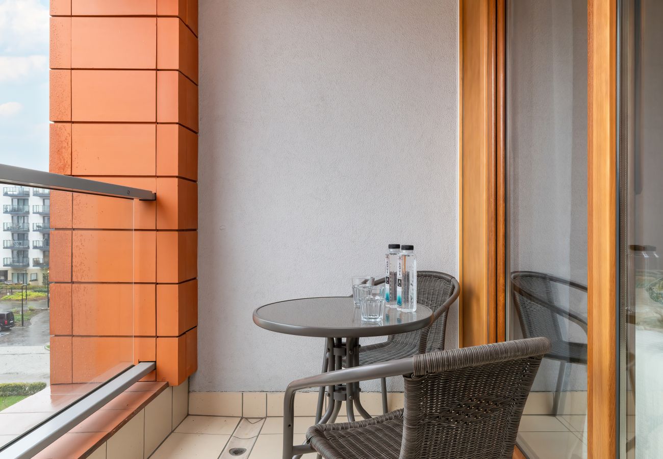 Apartament w Gdańsk - Toruńska 15 | Apartament z Jedną Sypialnią | 6 Osób | Parking | Umeblowany Balkon | Gdańsk