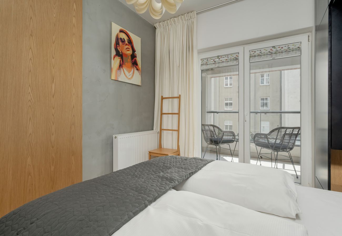 Apartament w Wrocław - Kościuszki | dla 2 osób, balkon, smarttv| Netflix