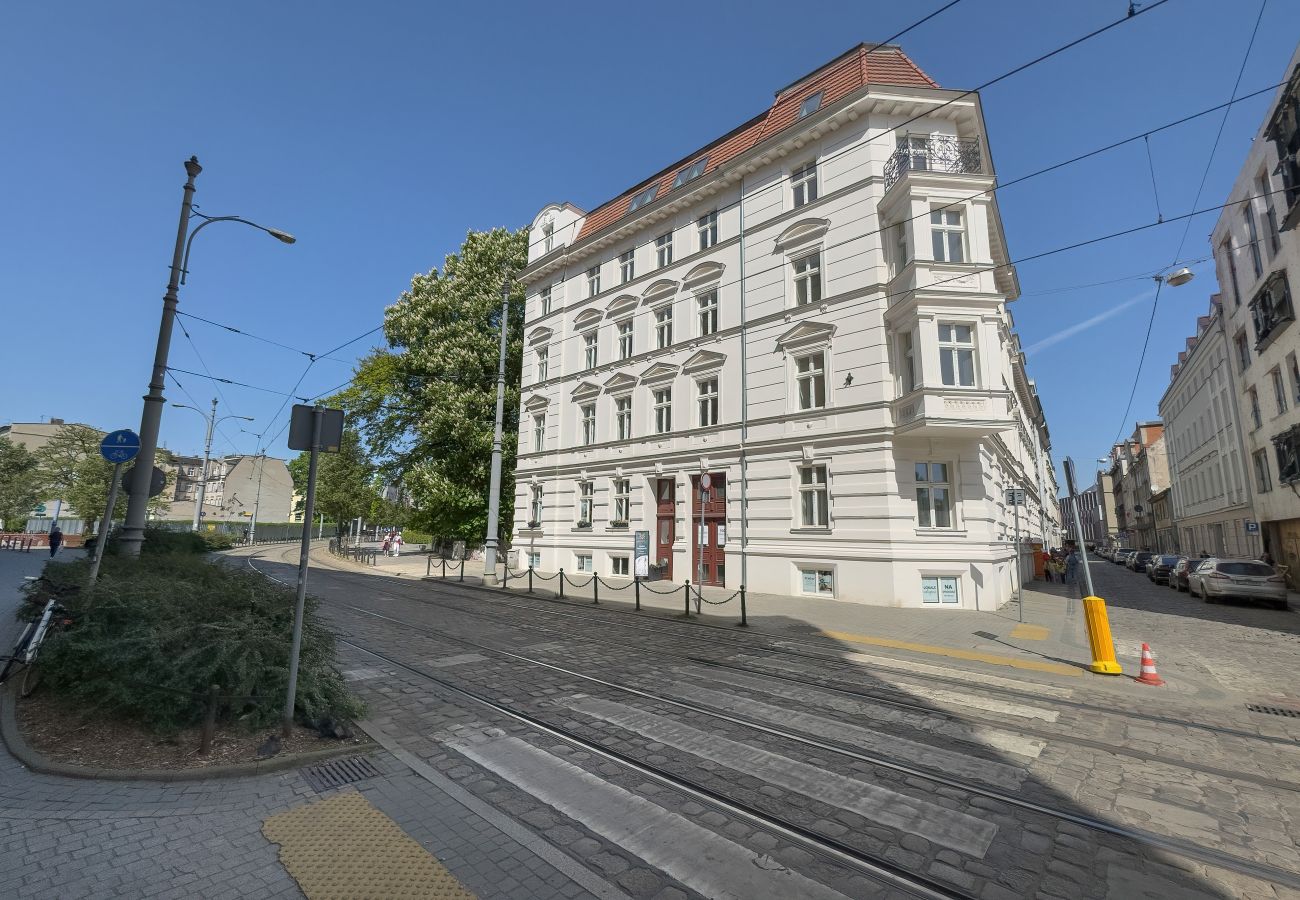 Apartament w Poznań - Zielona 5 | Przestrzenny Apartament dla 4 osób | Poznań