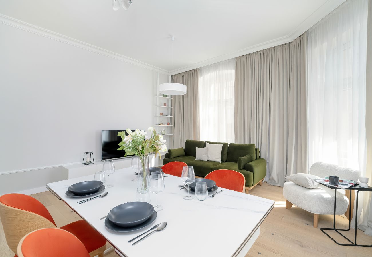 Apartament w Poznań - Zielona 5 | Przestrzenny Apartament dla 4 osób | Poznań