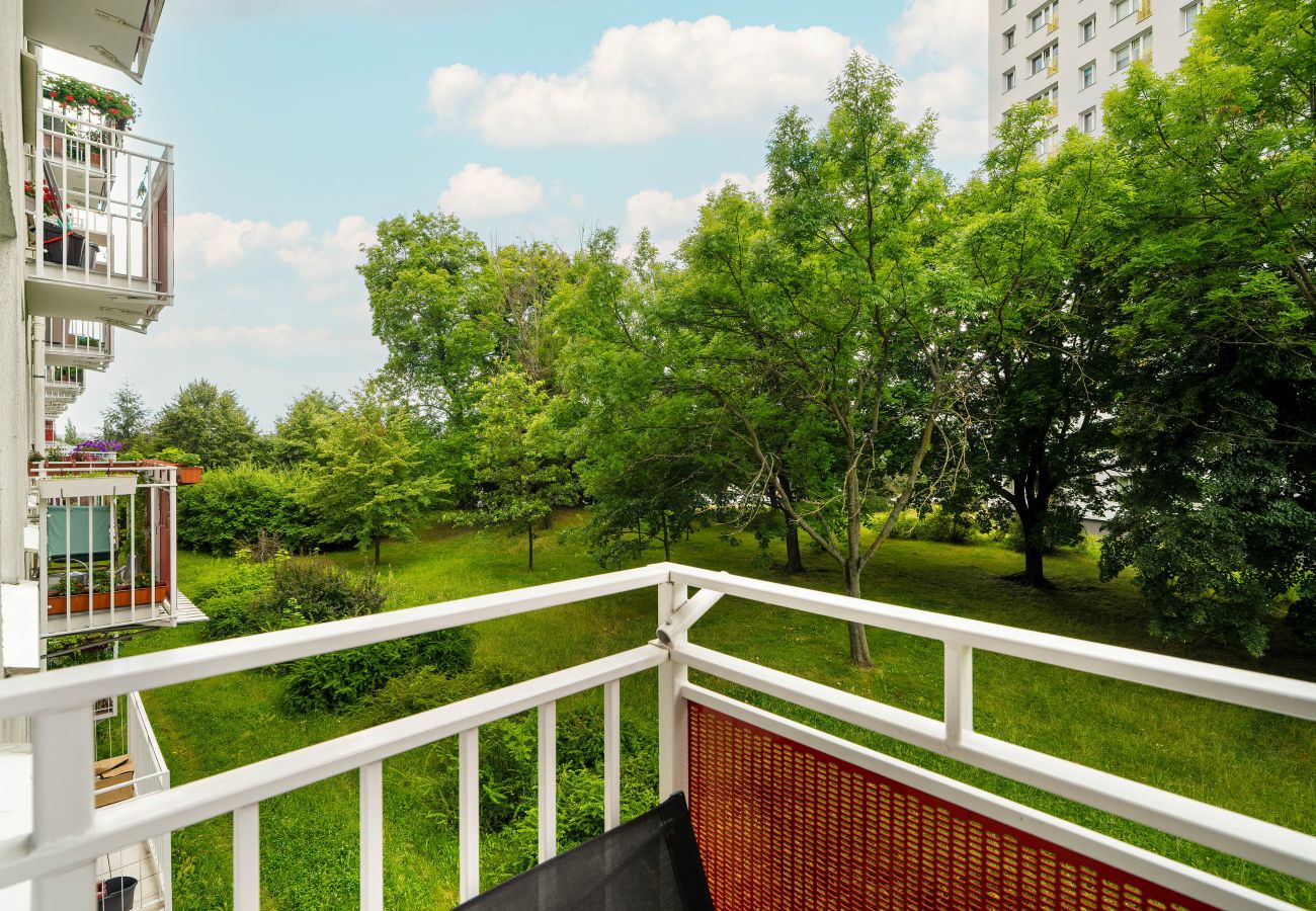 Apartament w Poznań - Os. Pod Lipami 2F | Apartament z Jedną Sypialnią | 4 Osoby | Umeblowany Balkon | Poznań