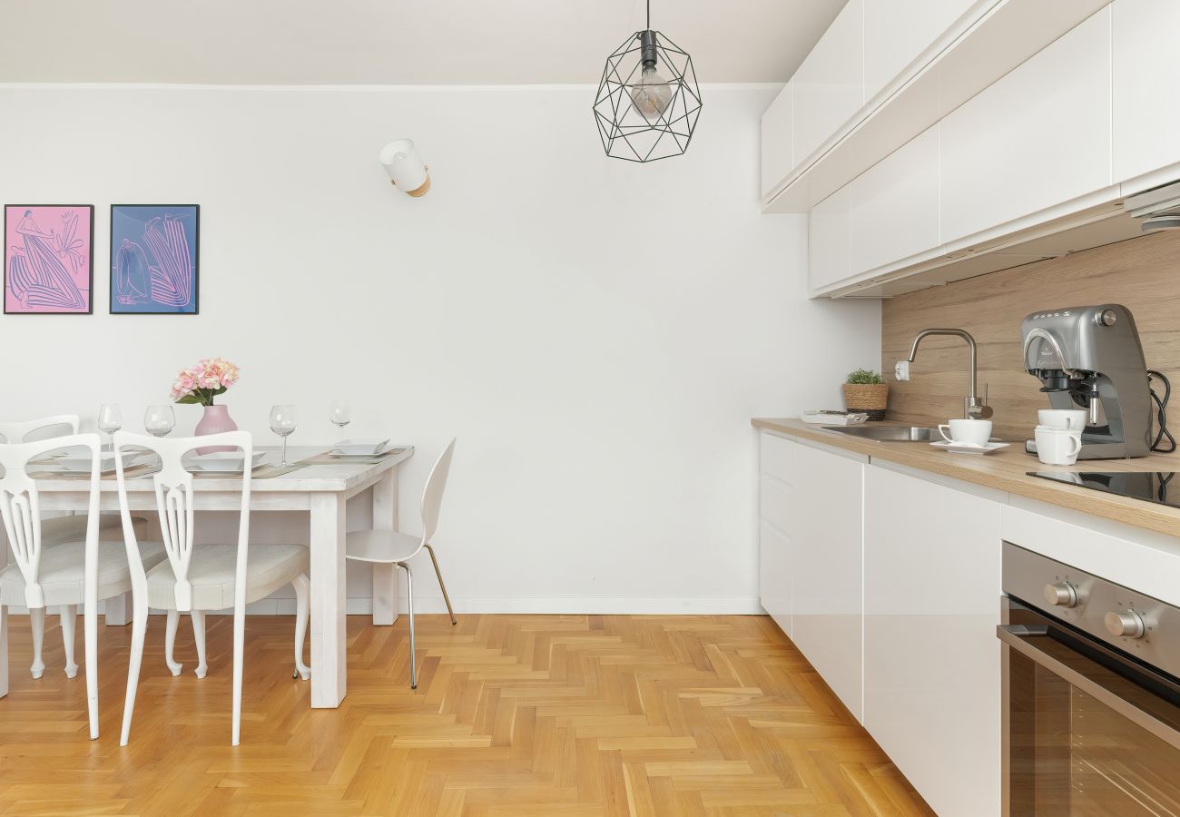 Apartament w Sopot - Sopot Brodwino | Cieszyńskiego | Blisko Opery Leśnej | Balkon | Dwie sypialnie | Dla 4