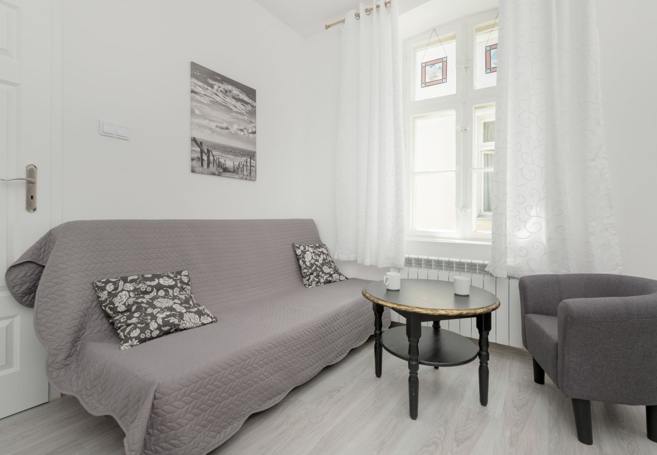 Apartament w Sopot - Helska 16 | Apartament z Trzema Sypialniami w Sopocie | 8 Minut do Plaży | Parking