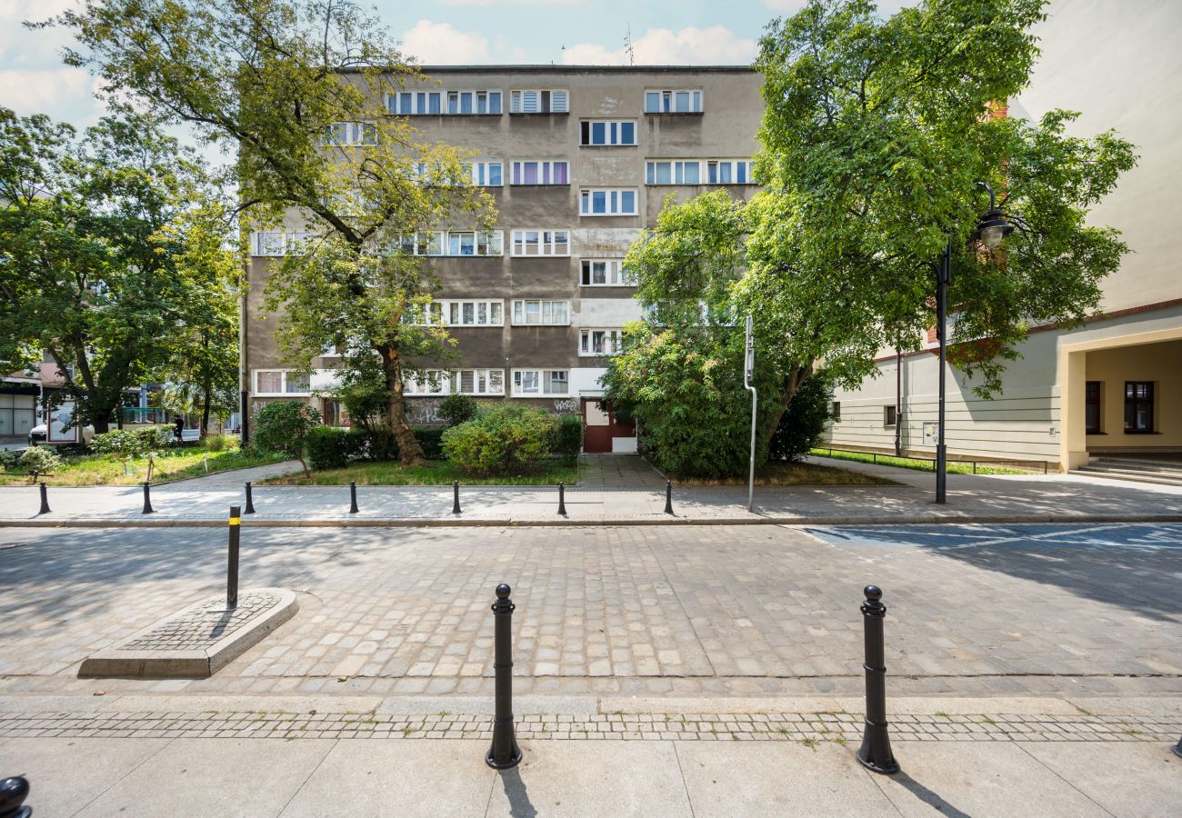 Apartament w Wrocław - Nożownicza 27 | Apartament na Parterze z Jedną Sypialnią przy Rynku | Centrum Wrocławia | Biurko do Pracy Zdalnej