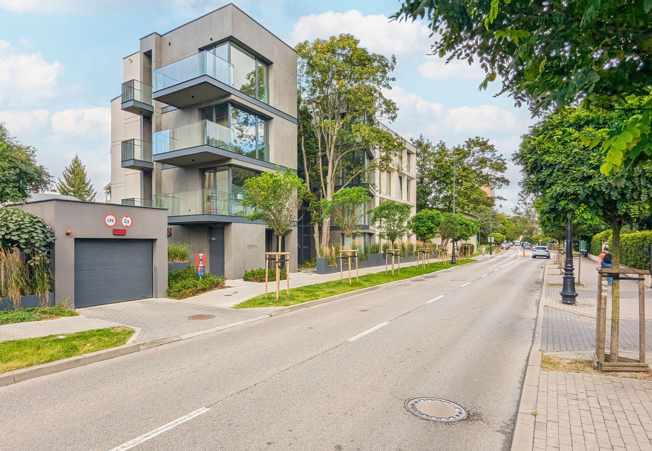 Apartament w Sopot - Sopot | Bitwy pod Płowcami | Blisko do Plaży | Parking | Klimatyzacja | Jedna Sypialnia | 2 Balkony | Dla 4